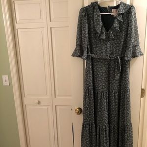 Gal Meets Glam Roberts Maxi Dress. Make an offerX